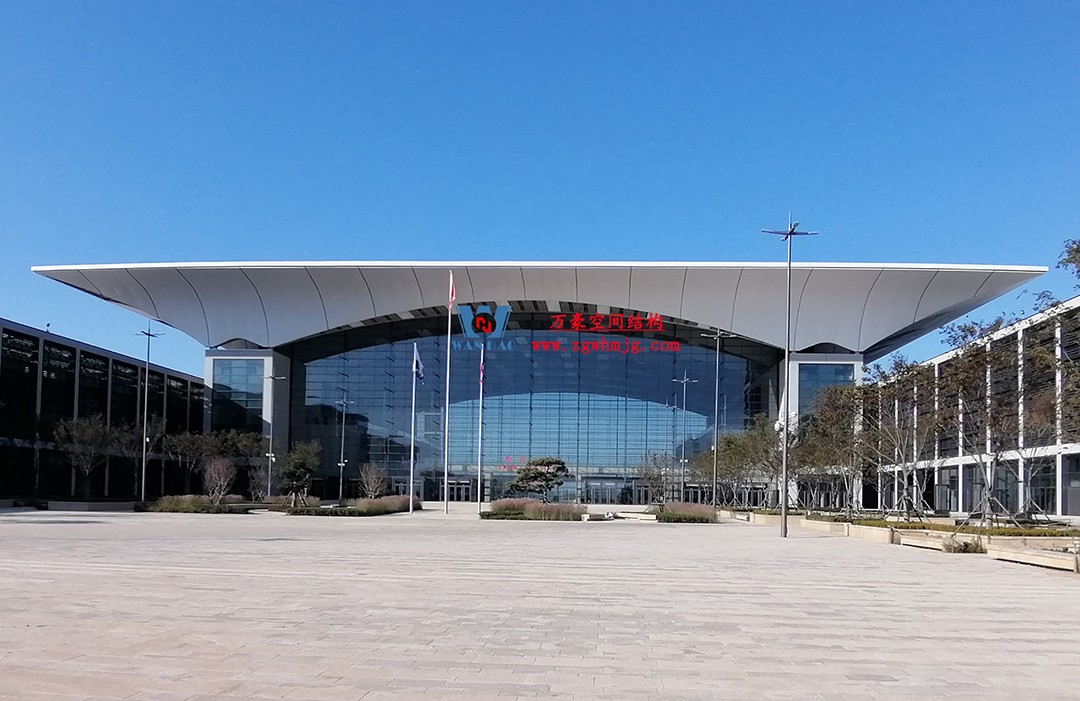 有骨骼、有皮膚的PTFE膜結構建筑 有骨骼、有皮膚的PTFE膜結構建筑