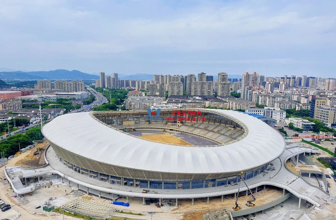 這個(gè)項(xiàng)目已完工，眾星云集，演唱會(huì)即將開(kāi)始！