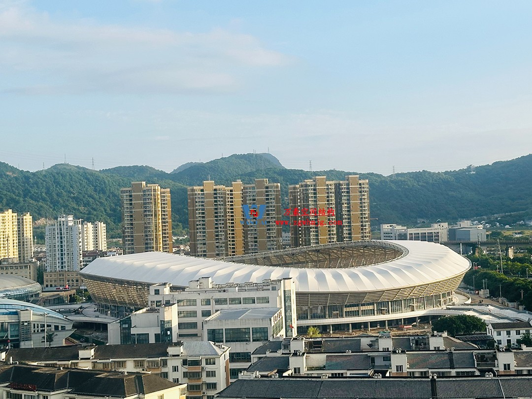 這個(gè)項(xiàng)目已完工，眾星云集，演唱會(huì)即將開(kāi)始！